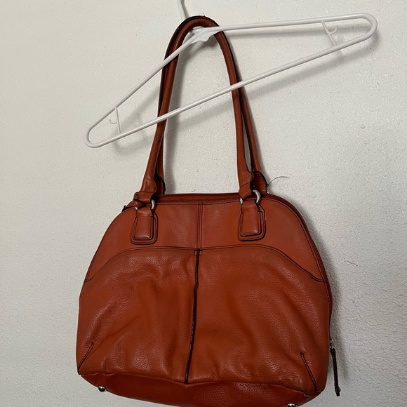 Tignanbllo hand bag very good condition - Picture 2 of 3